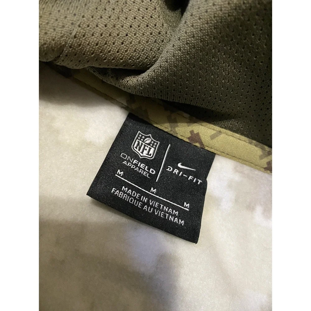 Carolina‎ Panthers Nike Salute To Service Hoodie Mens Medium Green Digital Camo